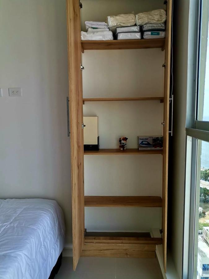 15 Vista Al Mar, Playa Rodadero, Apartment *